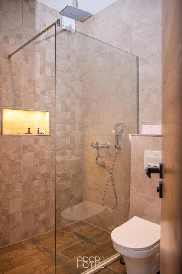 Ador Hotel North Mitrovica المظهر الخارجي الصورة